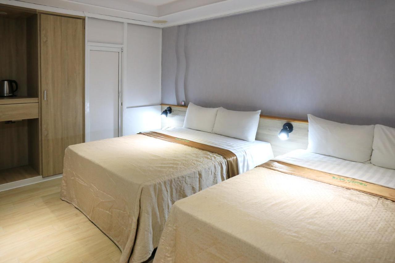 Cai-Lai Motel Yangmei Exteriör bild