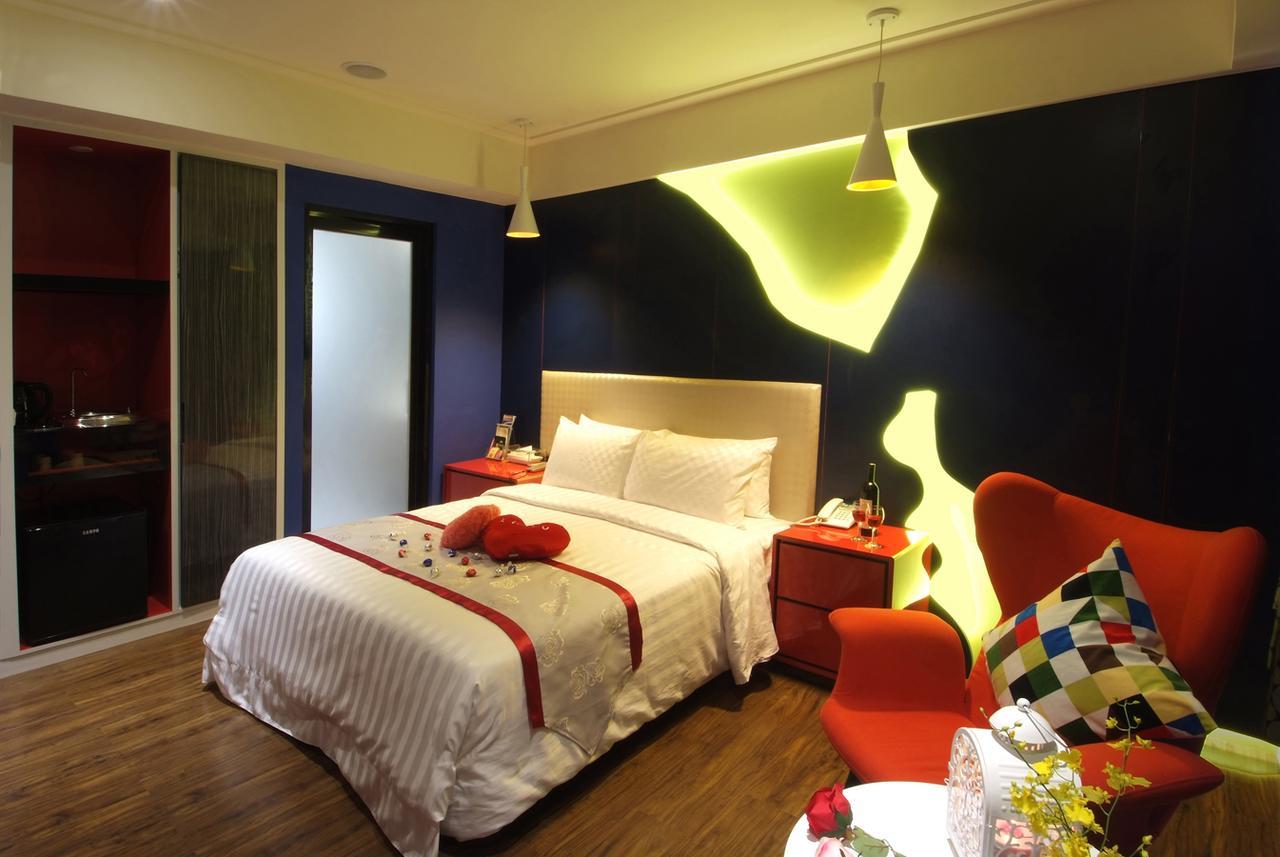 Cai-Lai Motel Yangmei Exteriör bild